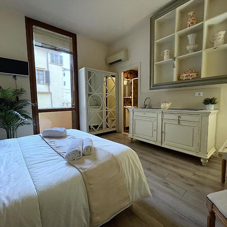 Charming Studio Next To The Duomo Florencia Exterior foto