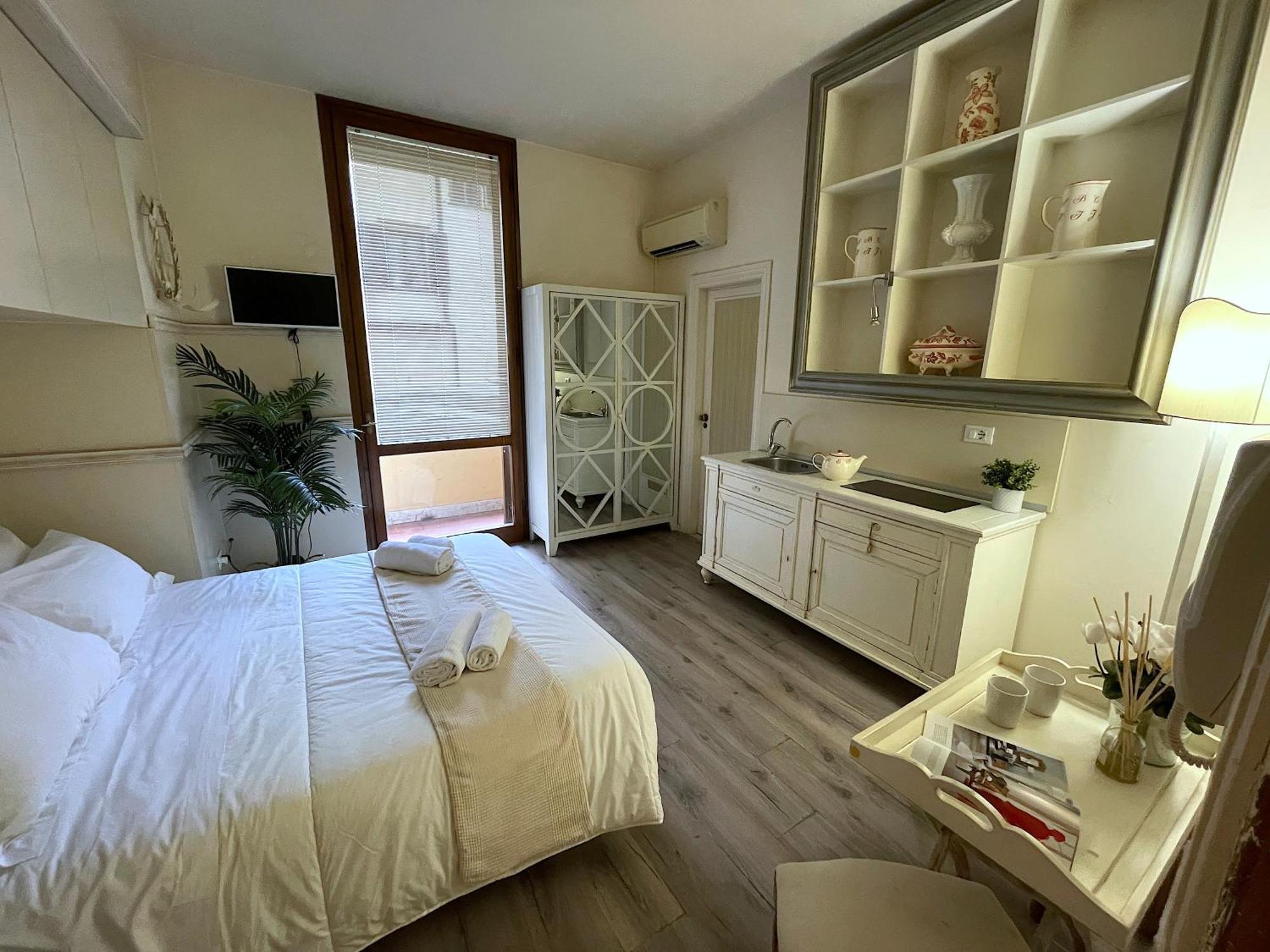 Charming Studio Next To The Duomo Florencia Exterior foto